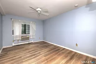 359 Foxwood Ln, Milford, CT 06461 - Photo 12