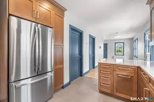 16 St Charles Ave, Stamford, CT 06907 - Photo 12