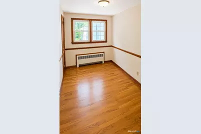 35 Lorraine Road, Wethersfield, CT 06109 - Photo 6