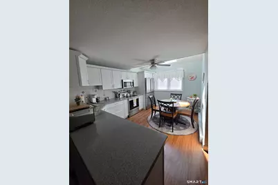 101 West Main Street #4, East Lyme, CT 06357 - Photo 12
