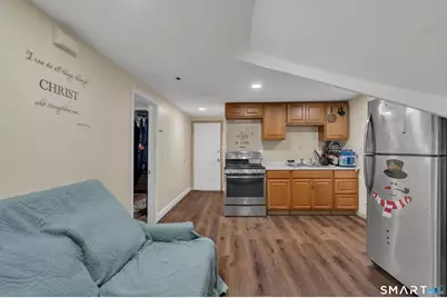 644-646 Maple Street, Bridgeport, CT 06608 - Photo 12