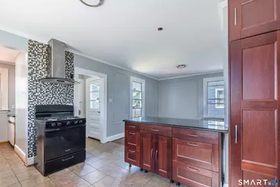 430 Blohm Street, West Haven, CT 06516 - Photo 10
