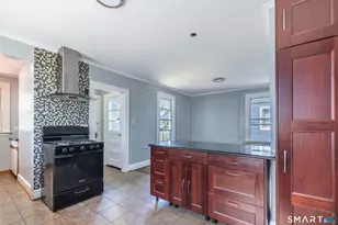 430 Blohm St, West Haven, CT 06516 - Photo 10
