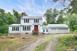 600 Cedar Rd, Fairfield, CT 06890 - Photo 2
