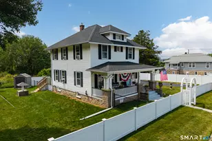 9 E Bishop St, Waterford, CT 06385 - Photo 12