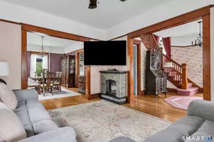9 E Bishop St, Waterford, CT 06385 - Photo 18