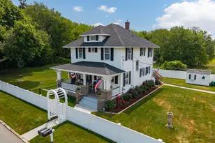9 E Bishop St, Waterford, CT 06385 - Photo 2