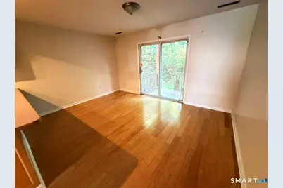 75 Leslie Road #D, Bridgeport, CT 06606 - Photo 8