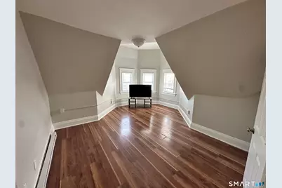 76-78 Sanford Avenue #3rd Fl, Bridgeport, CT 06604 - Photo 6