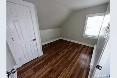 76-78 Sanford Avenue #3rd Fl, Bridgeport, CT 06604 - Photo 8