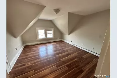 76-78 Sanford Avenue #3rd Fl, Bridgeport, CT 06604 - Photo 4