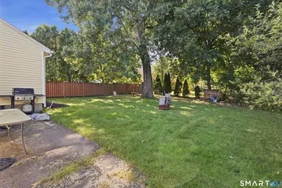 70 Leslie Court, Bristol, CT 06010 - Photo 22