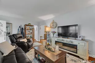 82 S 2nd Ave, Norwich, CT 06380 - Photo 8