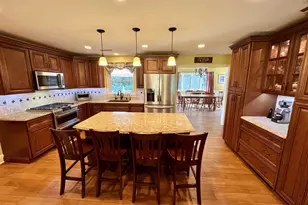 12 Benson Dr, Danbury, CT 06810 - Photo 10