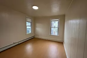 62 N Leonard St, Waterbury, CT 06708 - Photo 8
