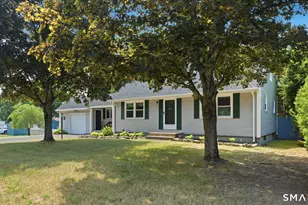 60 Simon Rd, Enfield, CT 06082 - Photo 2