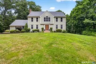 8 Antoinette Ln, Guilford, CT 06437 - Photo 2