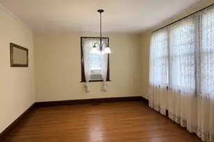 18 Fleetwood Ave, Bethel, CT 06801 - Photo 6