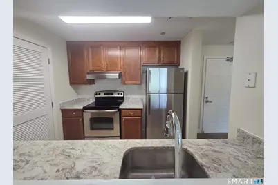 1 Birch Drive #36, Stamford, CT 06902 - Photo 4