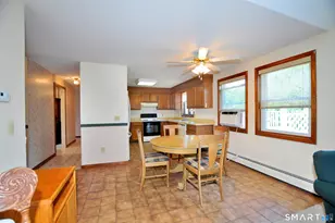 17 Carpenter Ln, Windsor, CT 06095 - Photo 6