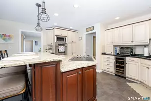 473 Hart St, Bristol, CT 06010 - Photo 8