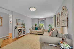 11 Lexington Dr, East Granby, CT 06026 - Photo 6