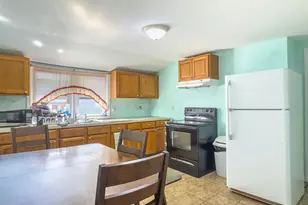 11 Belmont Cir, Danbury, CT 06810 - Photo 12