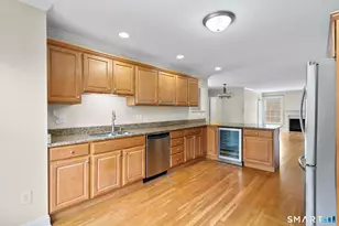 32 Crows Nest Ln, Danbury, CT 06810 - Photo 10