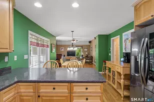 10 Ferris Rd, Newtown, CT 06470 - Photo 14