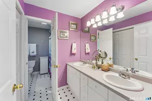 10 Ferris Rd, Newtown, CT 06470 - Photo 26