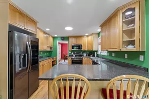 10 Ferris Rd, Newtown, CT 06470 - Photo 16
