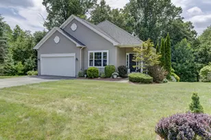 185 Cider Mill Crossing, Torrington, CT 06790 - Photo 2