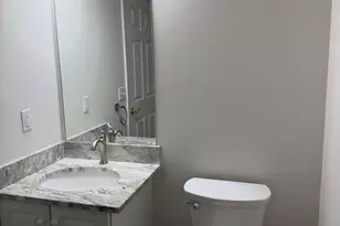 75 Washington Ave, Hamden, CT 06518 - Photo 14