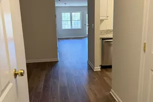 75 Washington Ave, Hamden, CT 06518 - Photo 4
