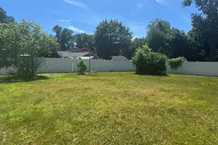 89 Robin Hill Rd, Meriden, CT 06450 - Photo 6