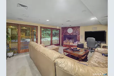 40 Ferncliff Drive, West Hartford, CT 06117 - Photo 30