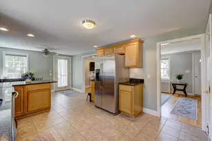 137 Green Rd, Manchester, CT 06042 - Photo 6