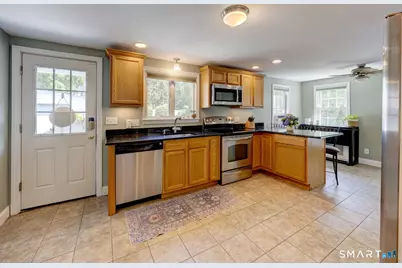 137 Green Road, Manchester, CT 06042 - Photo 8