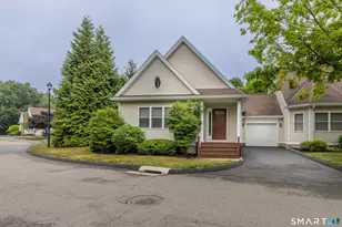 194 Summerfield Gardens, Shelton, CT 06484 - Photo 1