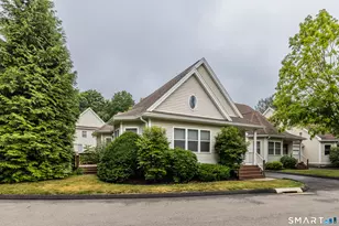 194 Summerfield Gardens, Shelton, CT 06484 - Photo 2