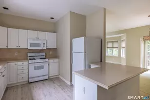 194 Summerfield Gardens, Shelton, CT 06484 - Photo 14