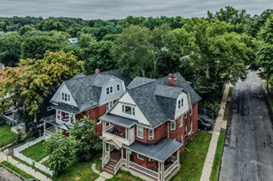 483 Edgewood St, Hartford, CT 06112 - Photo 6