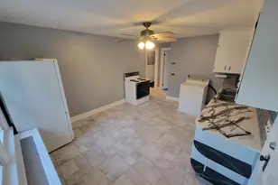 307 Hill St, Waterbury, CT 06704 - Photo 2