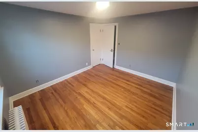 307 Hill Street, Waterbury, CT 06704 - Photo 6