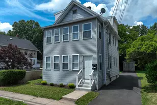 38 Carlton St, New Britain, CT 06053 - Photo 2
