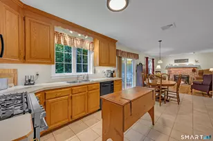 391 Squaw Hollow Rd, Ashford, CT 06278 - Photo 12