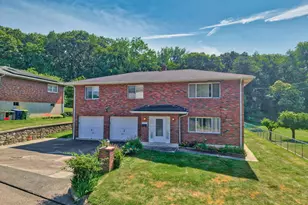 134 Judith Ln, Waterbury, CT 06704 - Photo 1