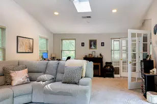 8 Old Towantic Hill Rd, Oxford, CT 06478 - Photo 18