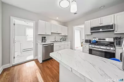 30 Melrose Avenue, Waterbury, CT 06705 - Photo 6