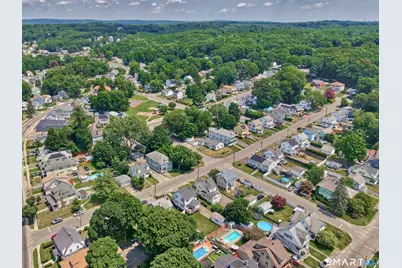 30 Melrose Avenue, Waterbury, CT 06705 - Photo 32